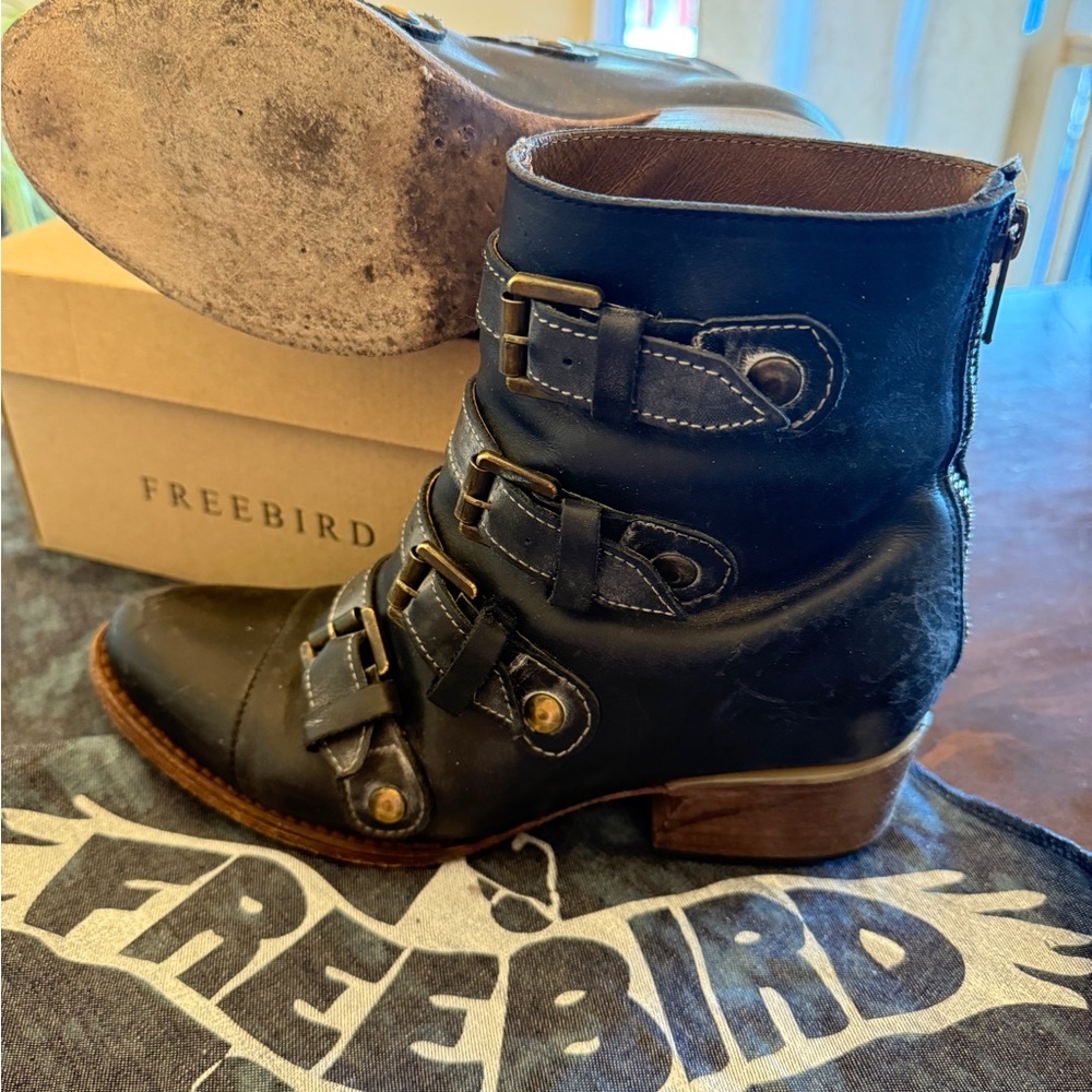 FREE BIRD By Steven Sloan Boots